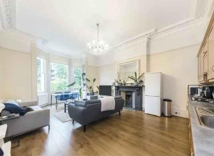  For Sale in 53, Rosslyn Hill, London, England