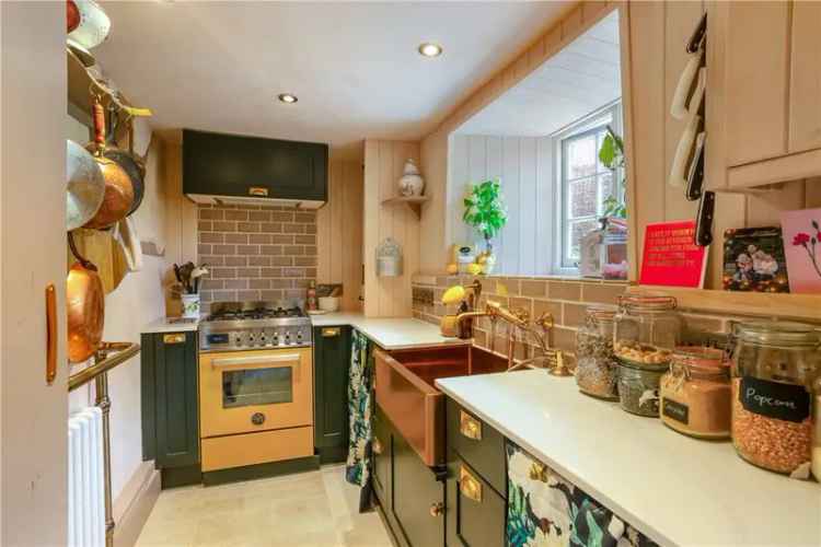 House For Sale in Burbage, England