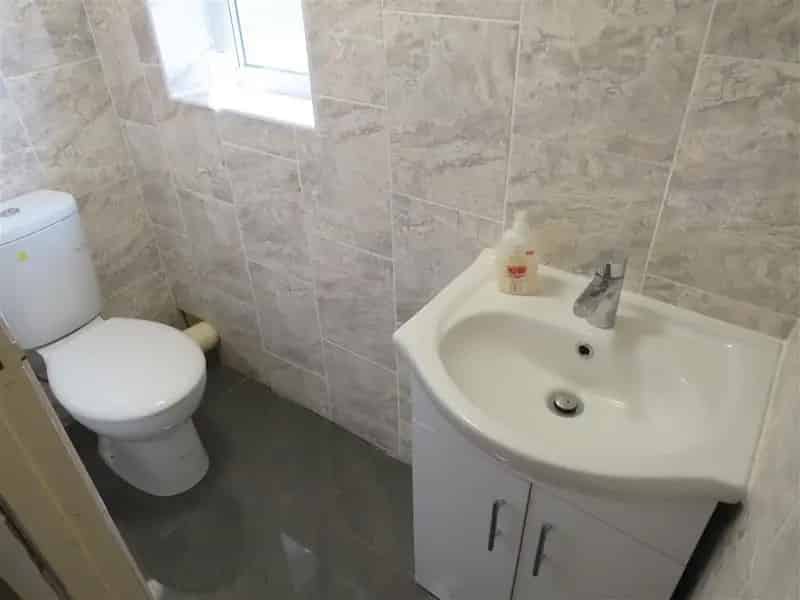 Three Bedroom Detached House with New Renovations and Large Gardens
