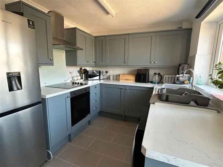 Two Bedroom Apartment Near Fakenham Town Centre