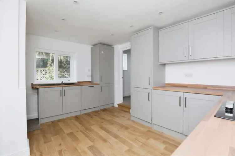 Refurbished 3-Bed Semi Detached House in Bawtry