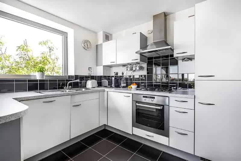 Flat For Sale , London, England