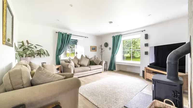 Balcarse Farm Modernized Farmhouse with Equestrian Facilities