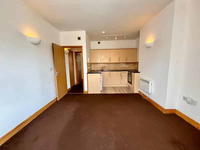 1 bedroom Flat
 For Sale 
Total Size: 410 SQ FT