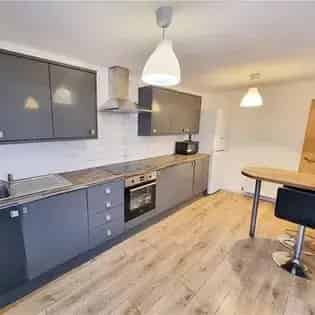 4 Bedroom House for Sharers in London