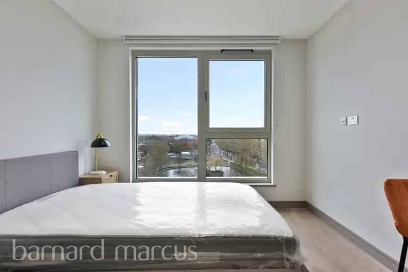 Luxury Studio Apartment Feltham All Bills Included Gym Cinema Yoga Terrace