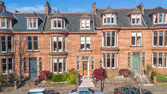 Elegant 5-Bedroom Townhouse in Glasgow's West End