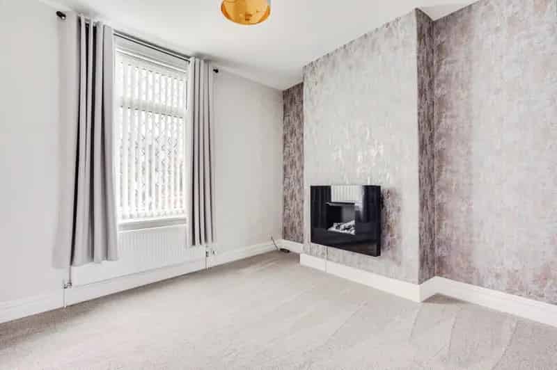 2 Bedroom End Terrace House for Sale Wakefield West Yorkshire