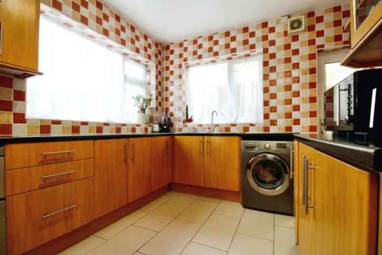 Family Home Double Bay Fronted Period House Cardiff