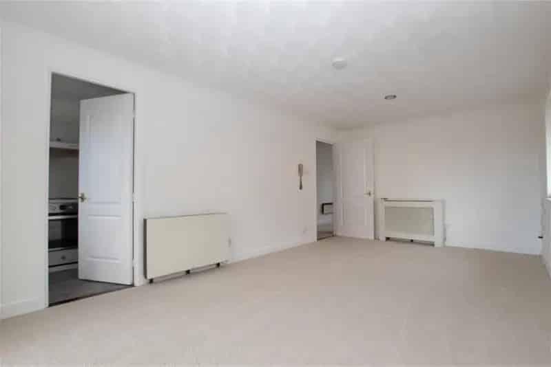1 Bed Flat Largs First Floor Apartment with Balcony and Garage