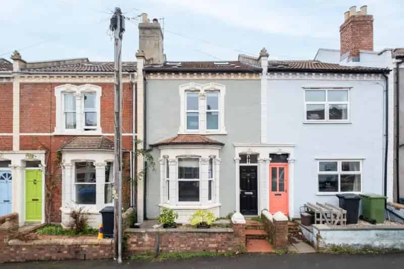 4 Bedroom Terraced House for Sale Near Victoria Park