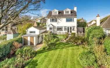 Sea View Family Home in Seaton Jurassic Coast