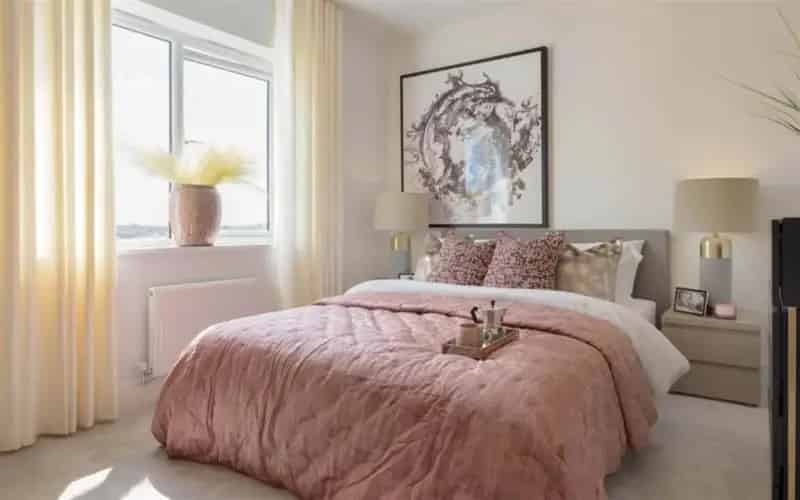 4 Bedroom Detached House Modern Family Home