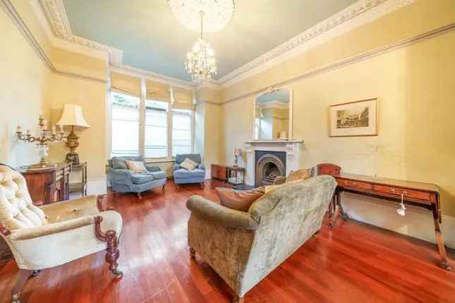 Detached house to rent in Gordon Road, London W5