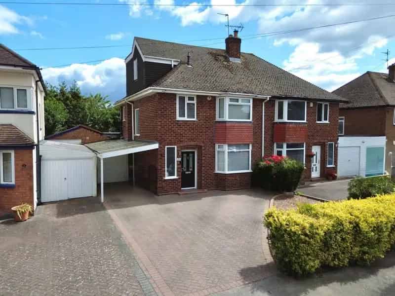 4 Bedroom Semi Detached House For Sale