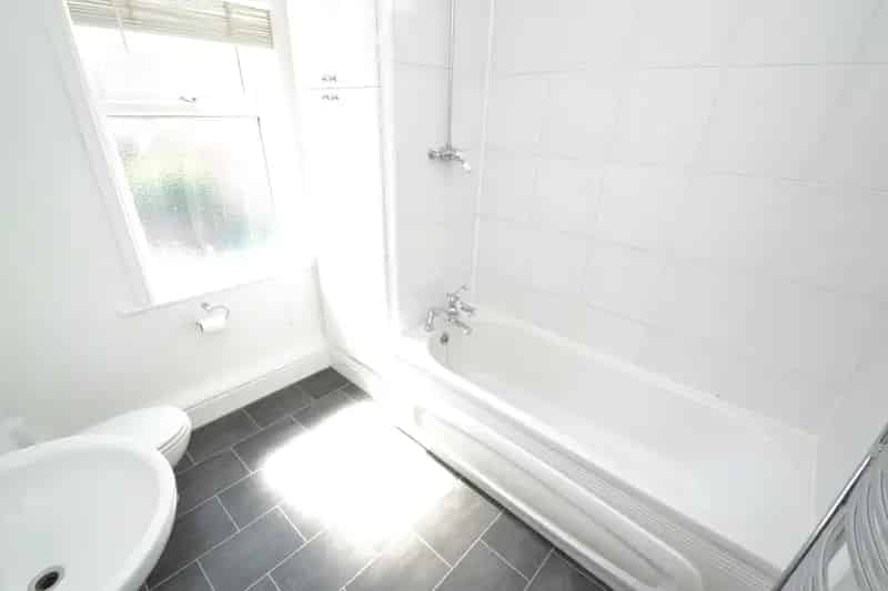 2 Bedroom Terraced House Headingley Near Station Furnished