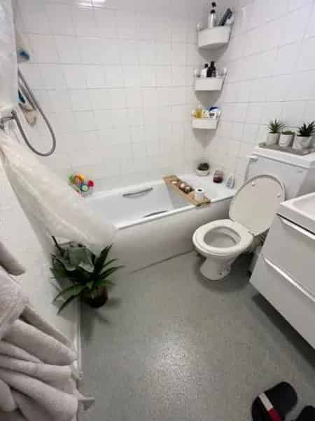2 Bedroom 6th Floor Flat with Parking and Nice View