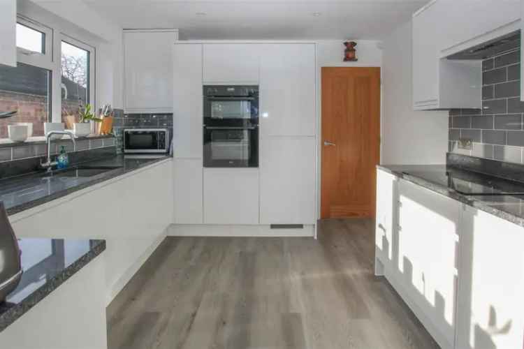 2 Bedroom Semi-Detached Bungalow for Sale in Brentwood