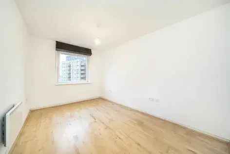 1 Bedroom Apartment 84m² in Central Hounslow