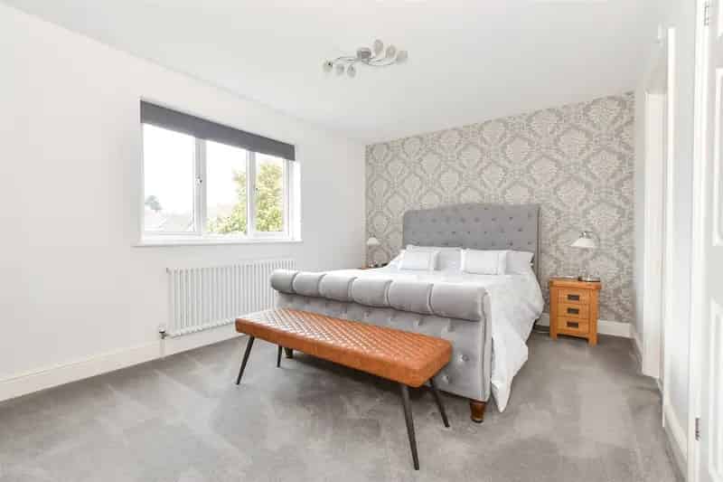 3 Bedroom Detached House For Sale Medham