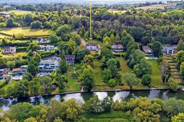 Gibraltar Lane, Cookham, Berkshire, SL6 9TR | Property for sale | Savills