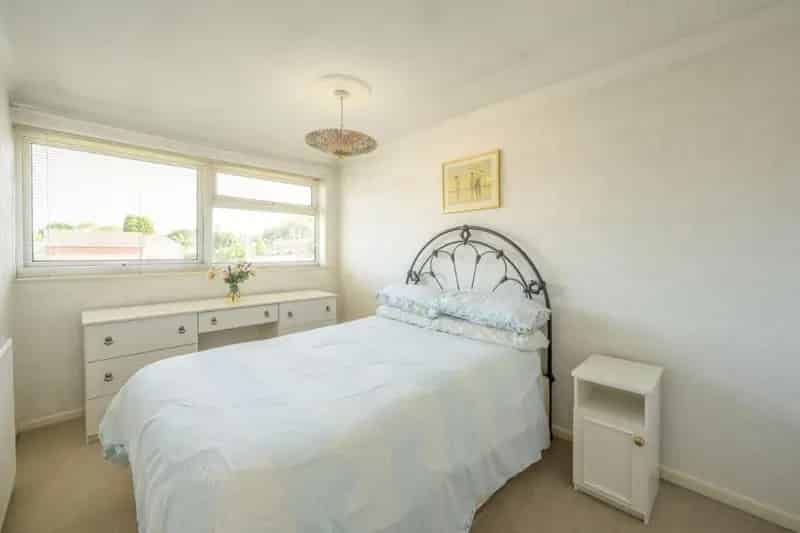 3 Bed Semi-Detached House For Sale