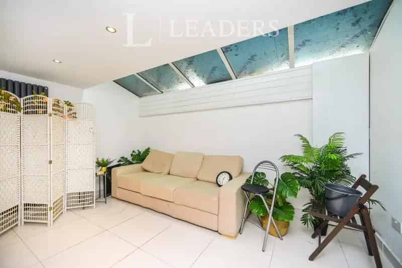 1 or 6 Bedroom Houseshares Single Occupancy Only