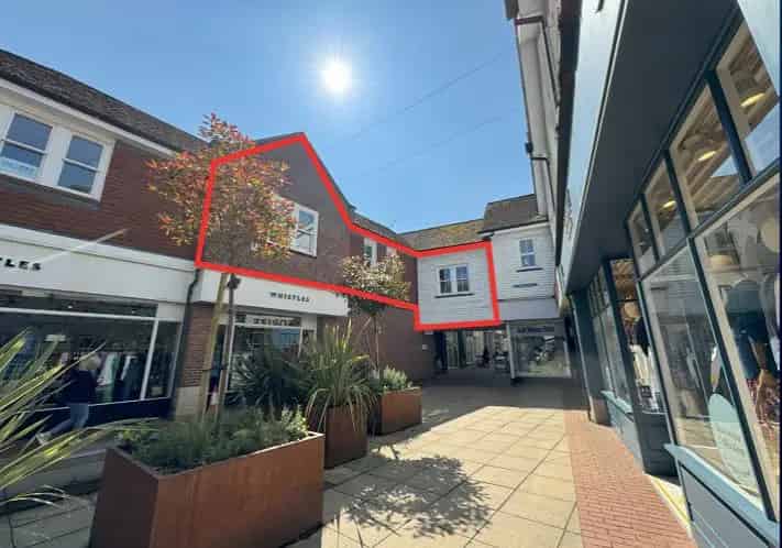 Sevenoaks Office Suite Near Mainline Station