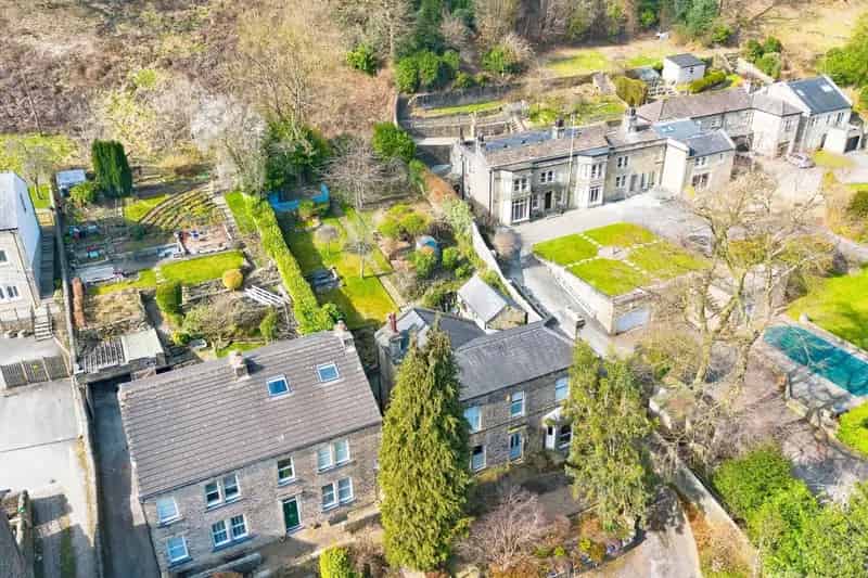 3 Double Bedroom Detached Period Home Ripponden