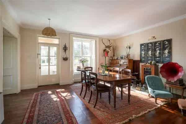 Parks of Aldie Country House with Equestrian Facilities
