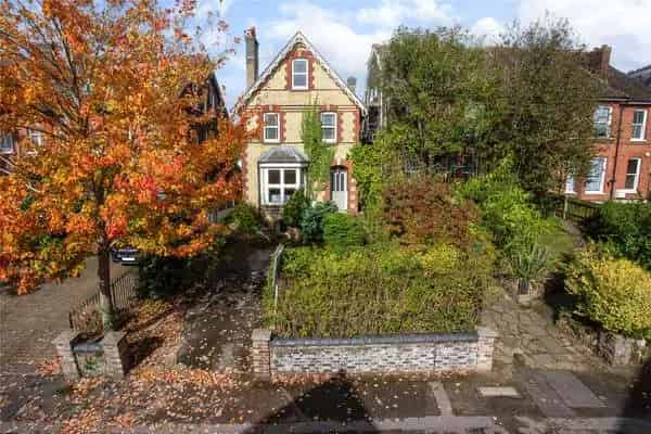 Doods Road, Reigate, Surrey, RH2 0NW | Property for sale | Savills
