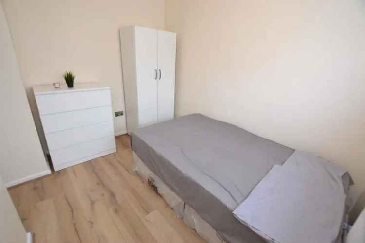 1 Bedroom House Share House to Rent