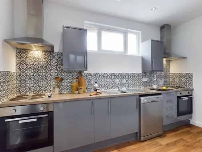 9 Bedroom House Share to Rent