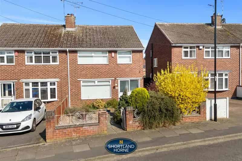 3 Bedroom Semi-Detached House for Sale