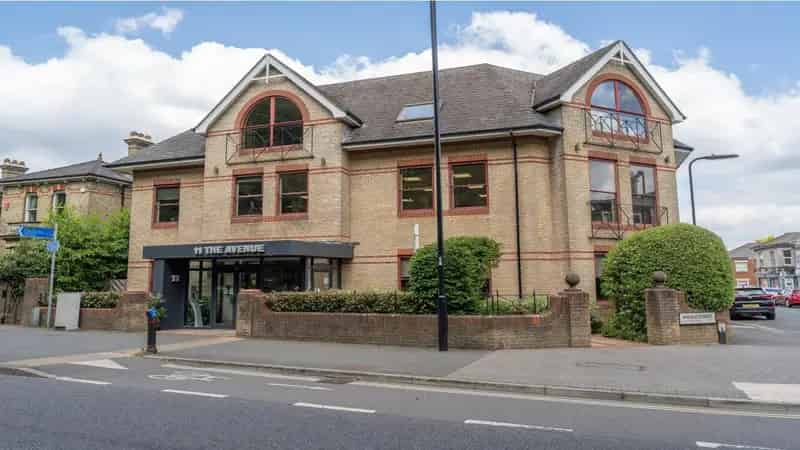 Prominent Office Building For Sale 12469 Sq Ft 31 Parking Spaces