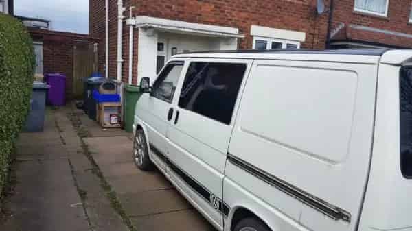 3 Bed House with Workshop Garden Parking Near Schools