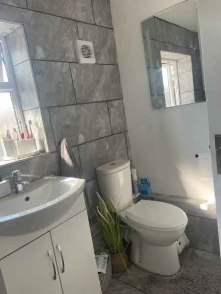 House For Rent in Hertsmere, England