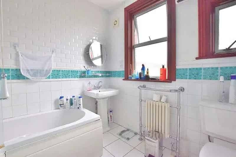 3 bed house for sale