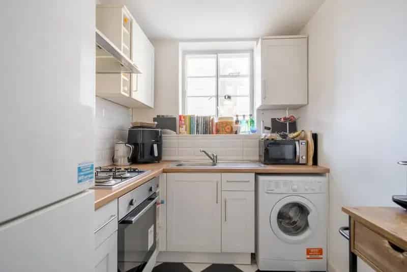 Flat For Sale , 426-428, Streatham High Road, London, England