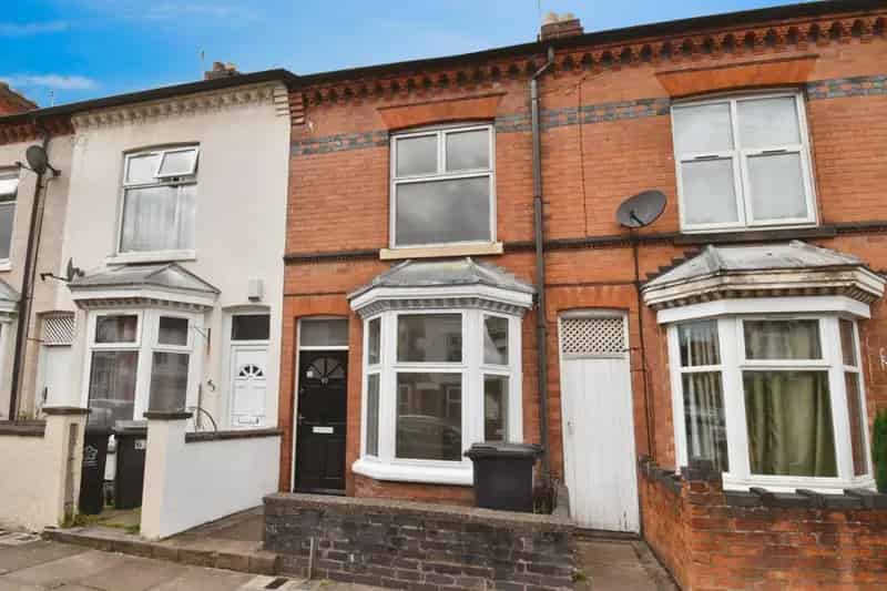 3 Bedroom Victorian House To Let