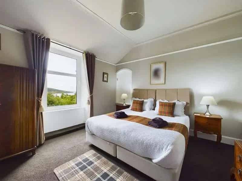 6 Bed Victorian Villa for Sale B&B or Family Home