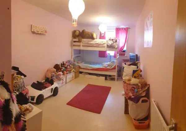 Flat For Rent in Dacorum, England