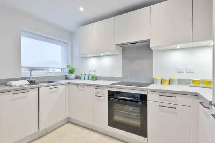 2 Bedroom Flat for Sale Hythe Kent Luxury Apartment Beachfront