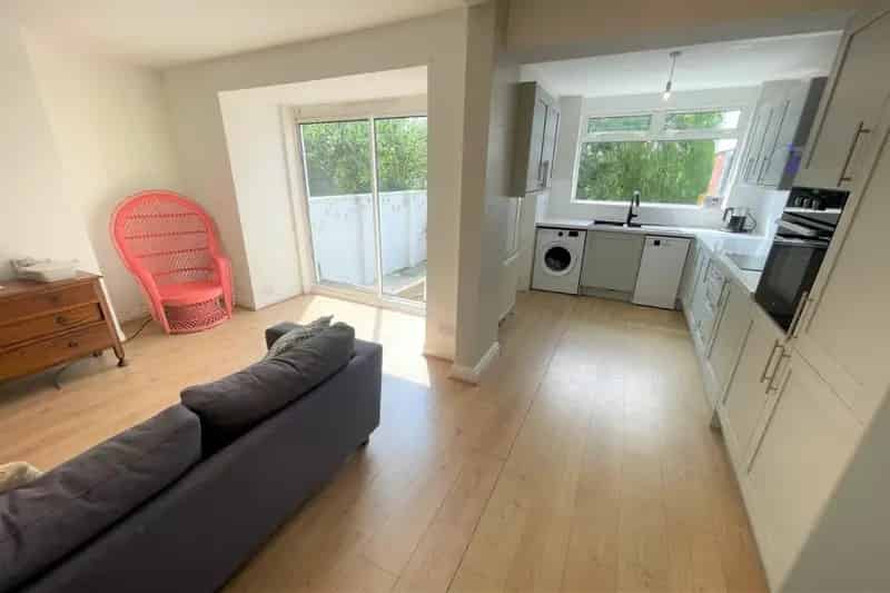 3 Bedroom House To Let Roundhay September 2025