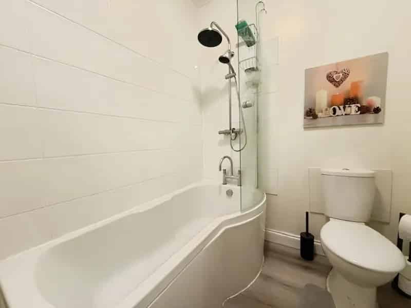 1 Bed Flat for Sale Folkestone Superb Condition First Time Buyer