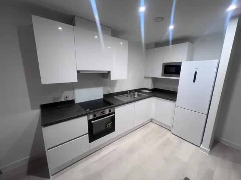 Stunning Two Bedroom Apartment Belgrave Village Birmingham