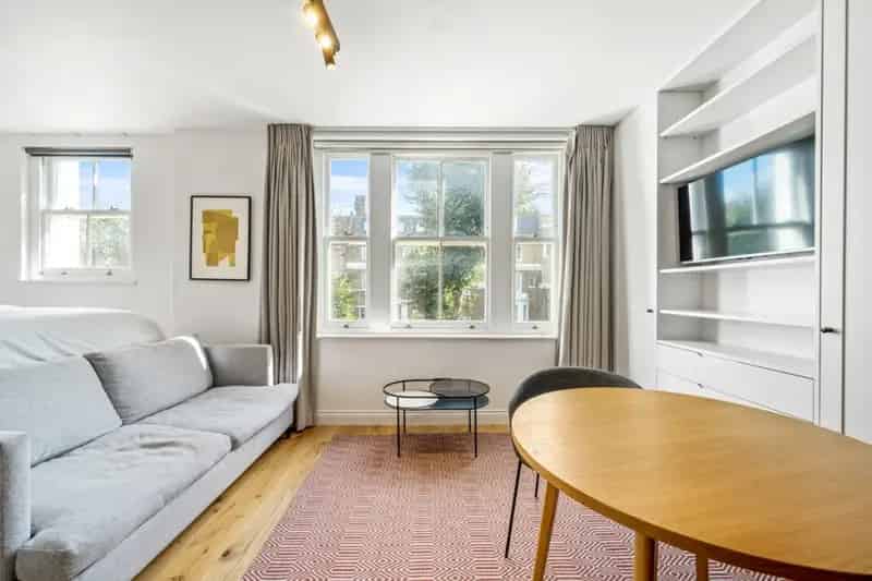 Flat
 To Rent