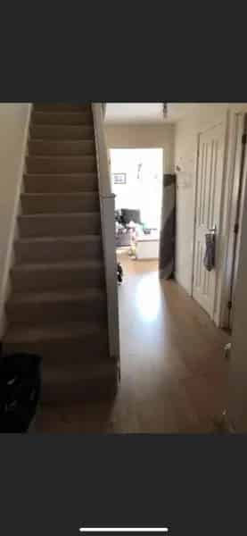 Large 2 Bed House Convertible to 3 Beds with Garden and Parking