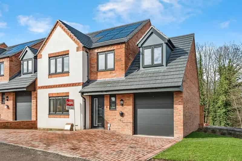 New Build 3 & 4 Bedroom Homes River Stour