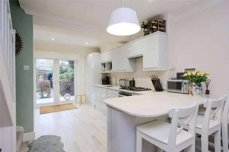 2 Bed House for Sale near Twickenham Green